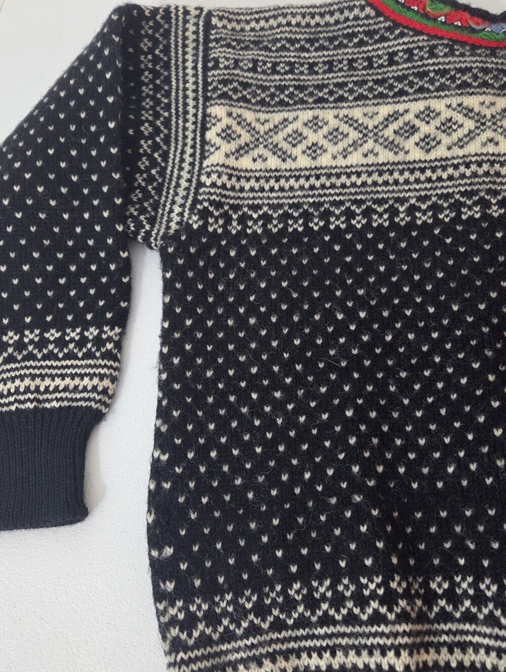Vintage Dale Of Norway Women's L 44 Black Wool Sweater Nordic Setesdal Lusekofte - Picture 9 of 14
